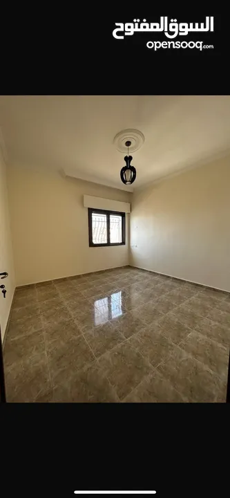 شقة للبيع مع إطلالة مميزة