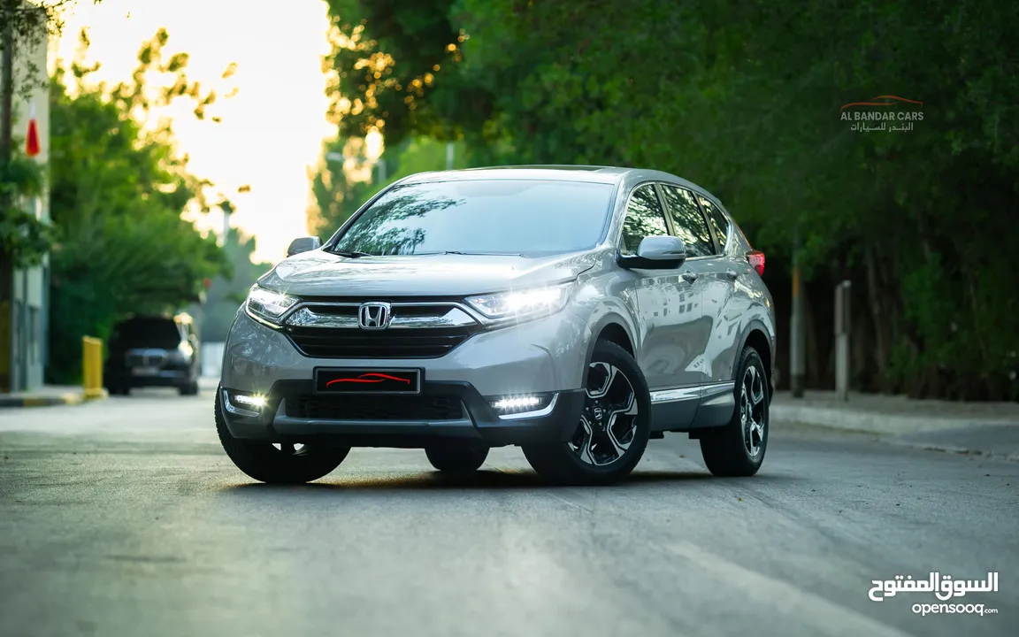 HONDA CR-V GRAND TOURING  Excellent Condition 2018 Beige