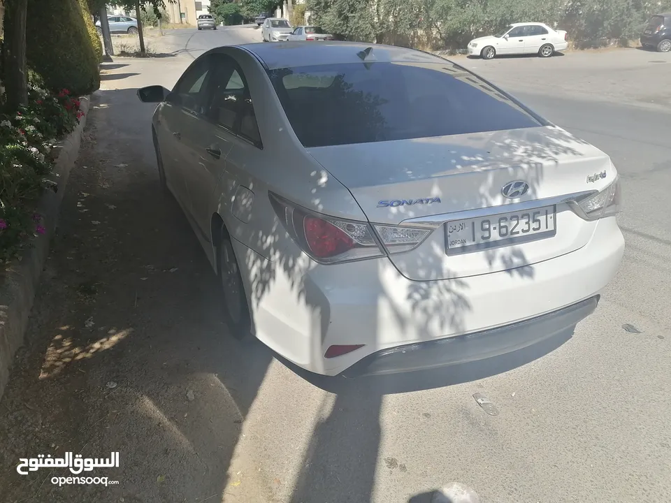 سوناتا للبيع