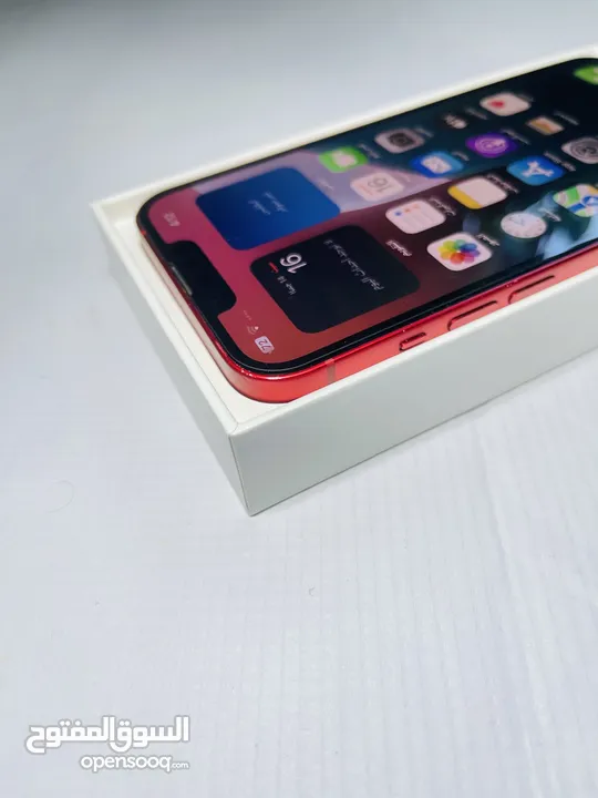 iPhone 13 256GB  شرق اوسط مع كرتونة وكامل اغراضه