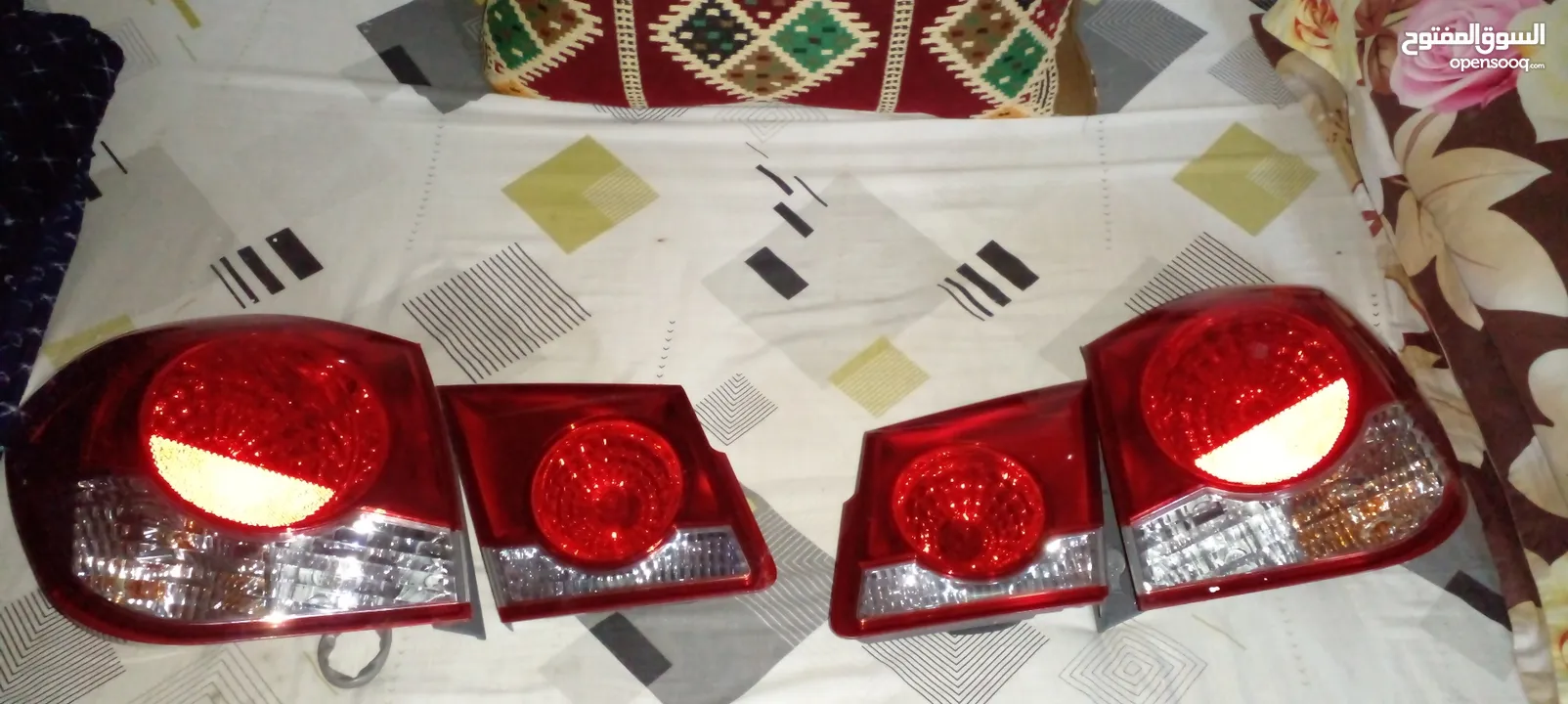 فوانيس خلفية للبيع لسيارة شيفورليه كروز 2015