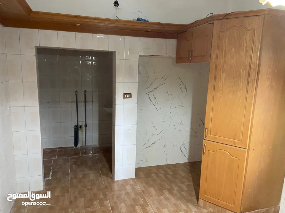 شقة للبيع بجبل الحسين