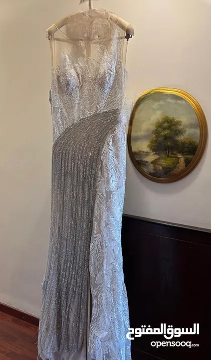 فساتين سهره لبسه واحده فقط