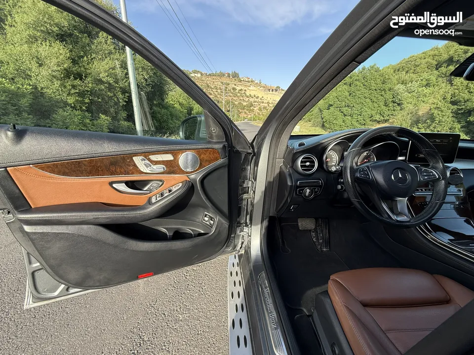 Mercedes Benz GLC 350e 2019 Hybrid PlugIn   بسعر مغري جدا فحص كامل فل كامل اعلى صنف