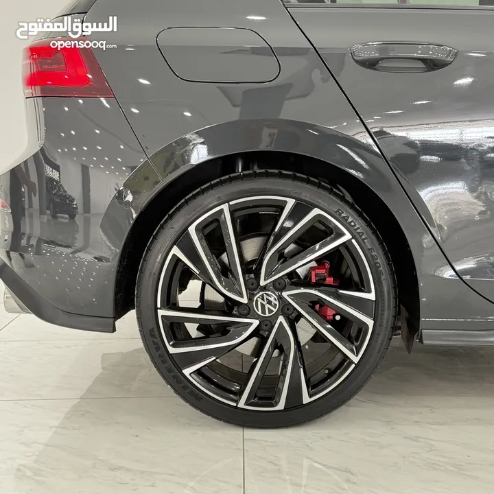 VW GOLF GTI MK8 النسخة المميزة بالسعر المميز