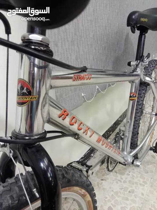 MEN'S MOUNTAIN BIKE BRAND ( ROCKY MOUNTAIN ) year 1991