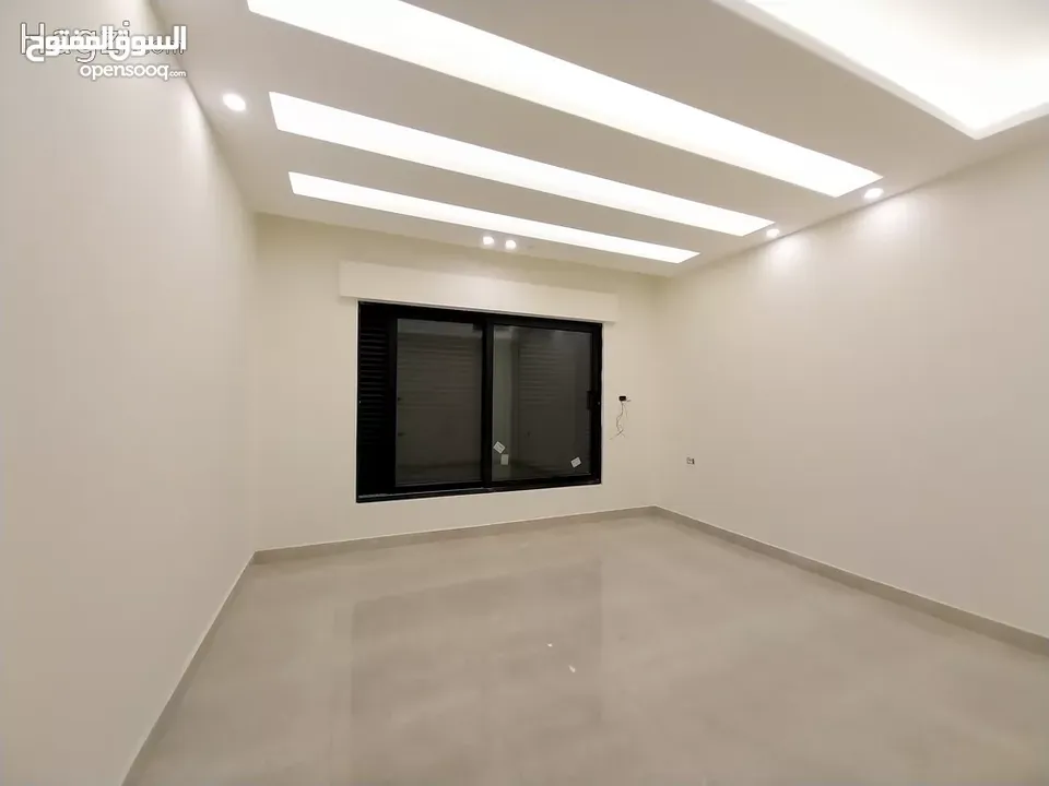 شقة للبيع في دير غبار  ( Property ID : 33370 )