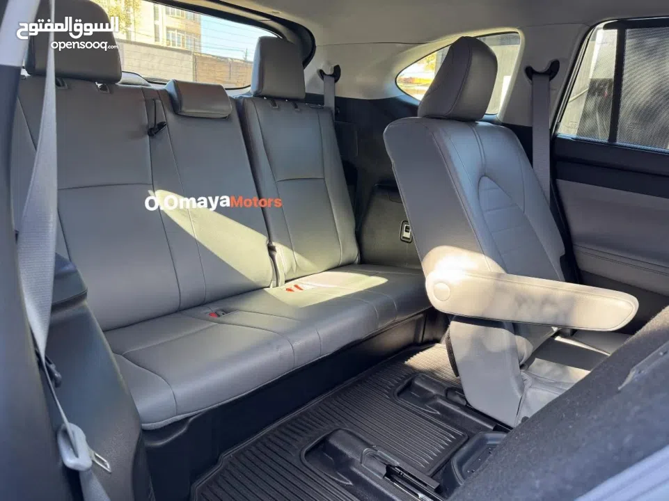 2023Toyota Highlander Business Hybrid    وبسعر آلعرض • أعلى فئة  • 6 + 1 مقاعد ،دفع رباعي
