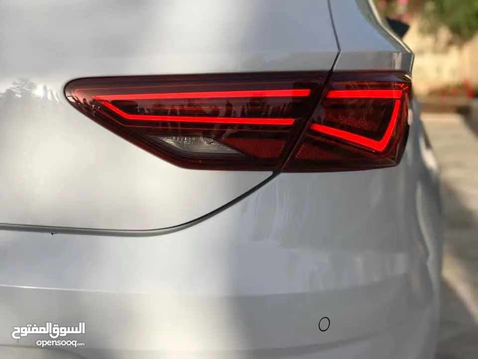 سيات ليون xcEllENCE