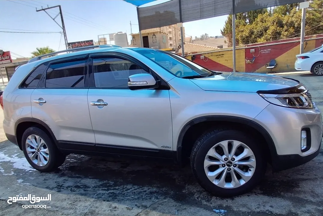 كيا سورينتو جيب 2013