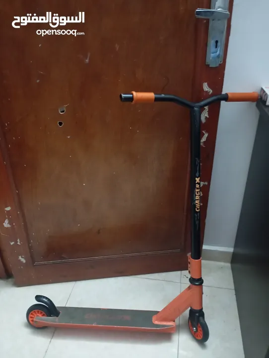 سكوتر CHARGER X حديد شبه جديد وقوي جدا   يتحمل لحد 120 كيلو   بسعر حرق المعني يتواصل  6/14