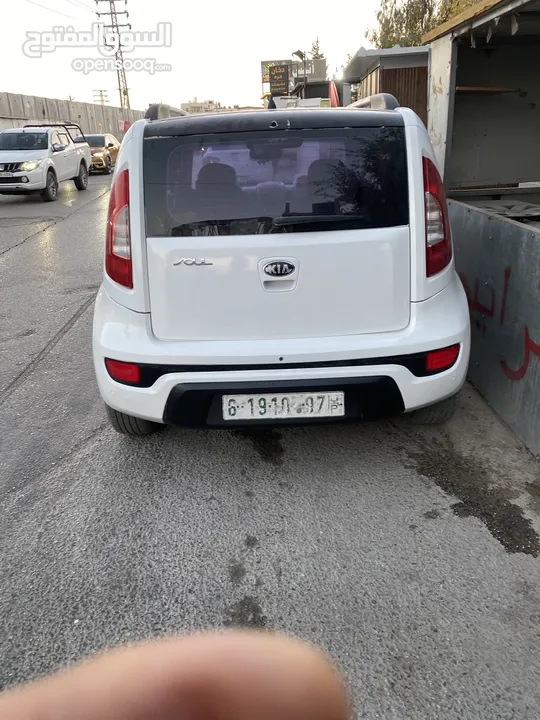 جيب ميني كيا سول ابيضّ ديزل اوتماتيكي 93 شيكل