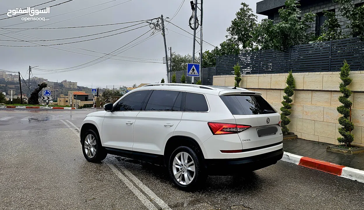 جيب كودياك 7مقاعد 200 حصان 4/4 ايد صفر فل الفل مع بانوراما 2018 فحص نخب