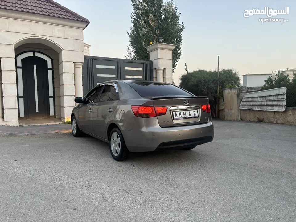 كيا فورتي 
2010/2009