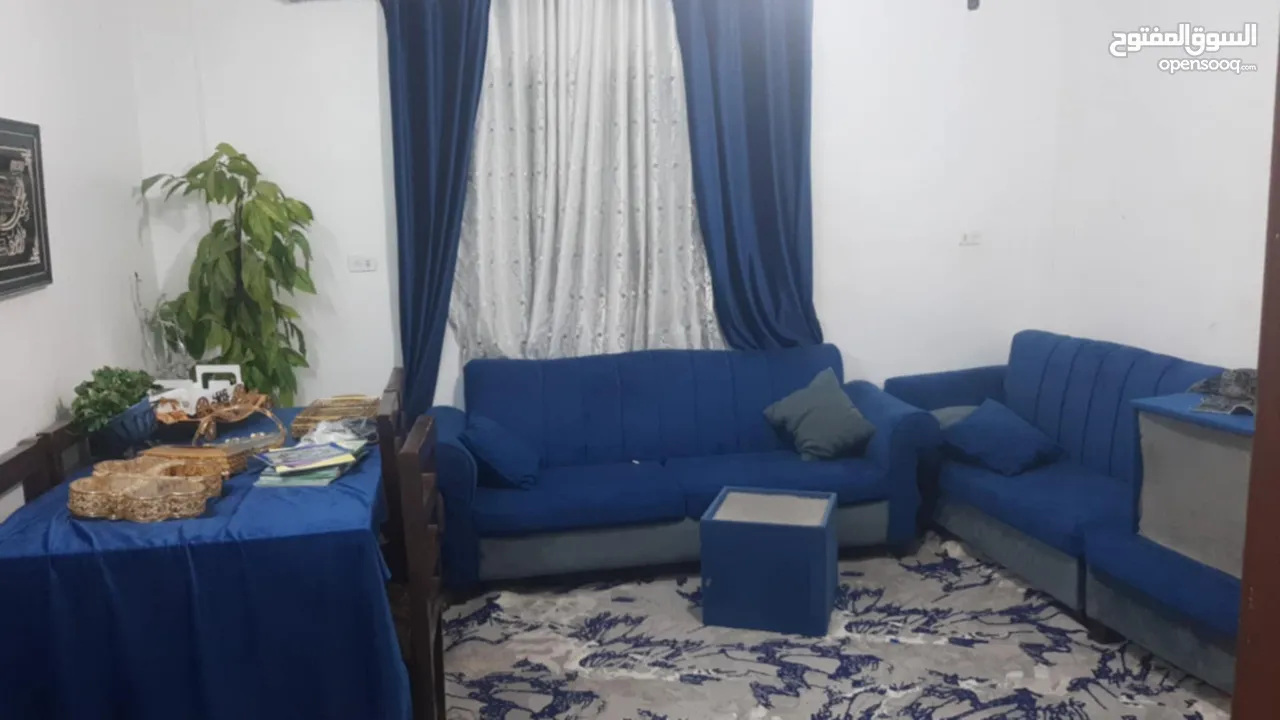 شقة سكنية شبه مستقلة