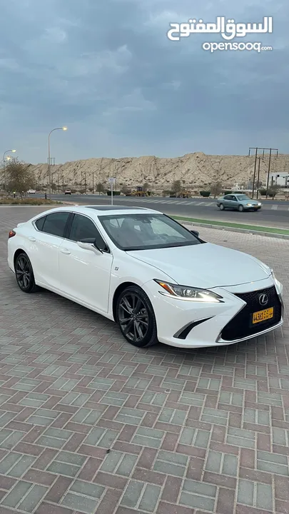 لكزس ES350 F-Sport