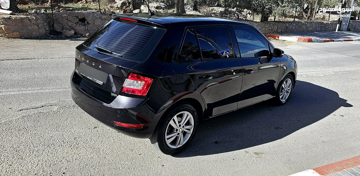 سكودا فابيا 2022 اوتماتيك بنزين سحب شركة فحص نخب