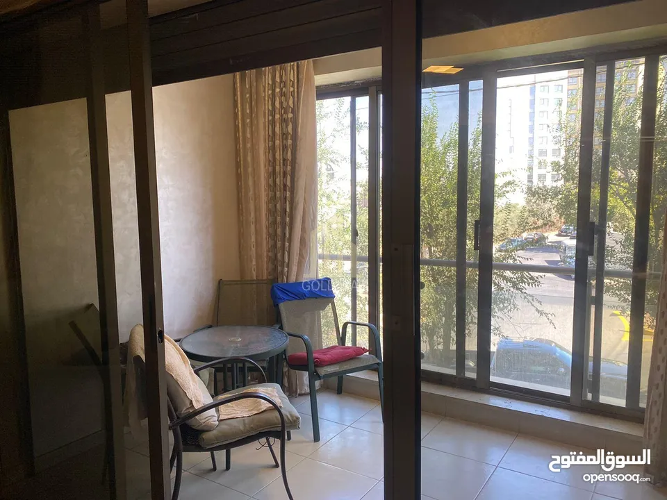 شقة استثمارية مميزة طابق ثاني 100م مؤثثه بالكامل في أجمل مناطق دير غبار / ref 9386