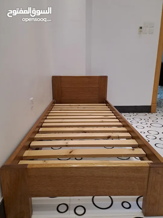 سرير خشبي مفرد  Wooden  single bed