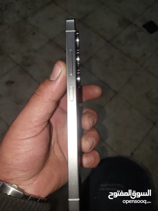 جلاكسي S 25 altra