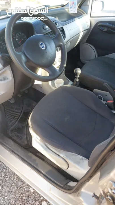 فيات بونتو 2005