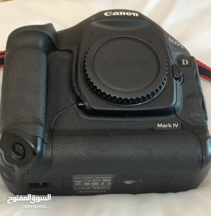 كانون كاميرا D1 mark iv كاملة الملحقات و عدستين   Sigma 60-600mm sport & EF 16-35mm IS II