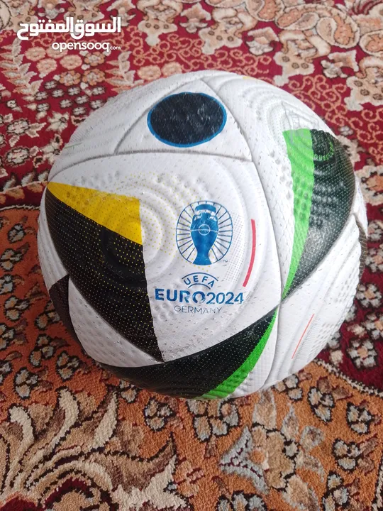 كرة اليوره