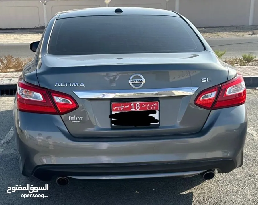 تامين وتسجيل  سنه     غير قابل للتفاوض   Licensed for one year