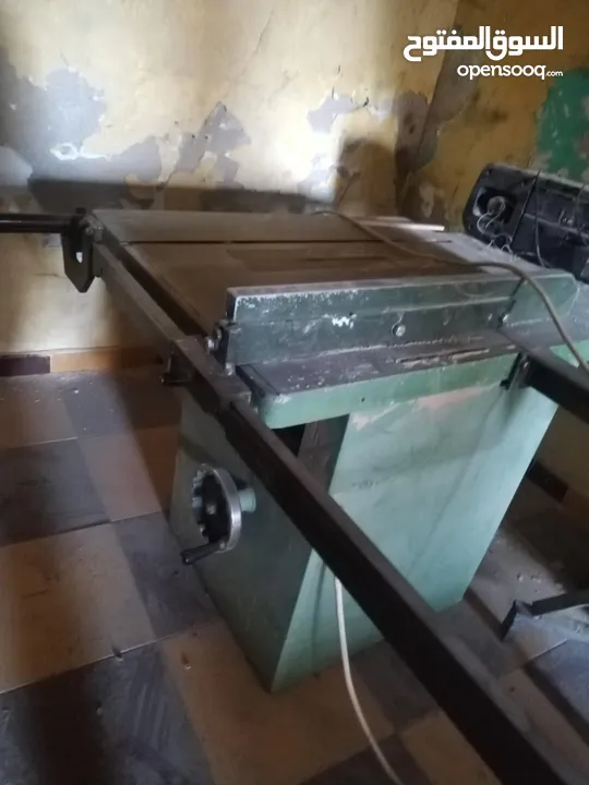 عدة نجارة بحالة الوكالة جدا للبيع