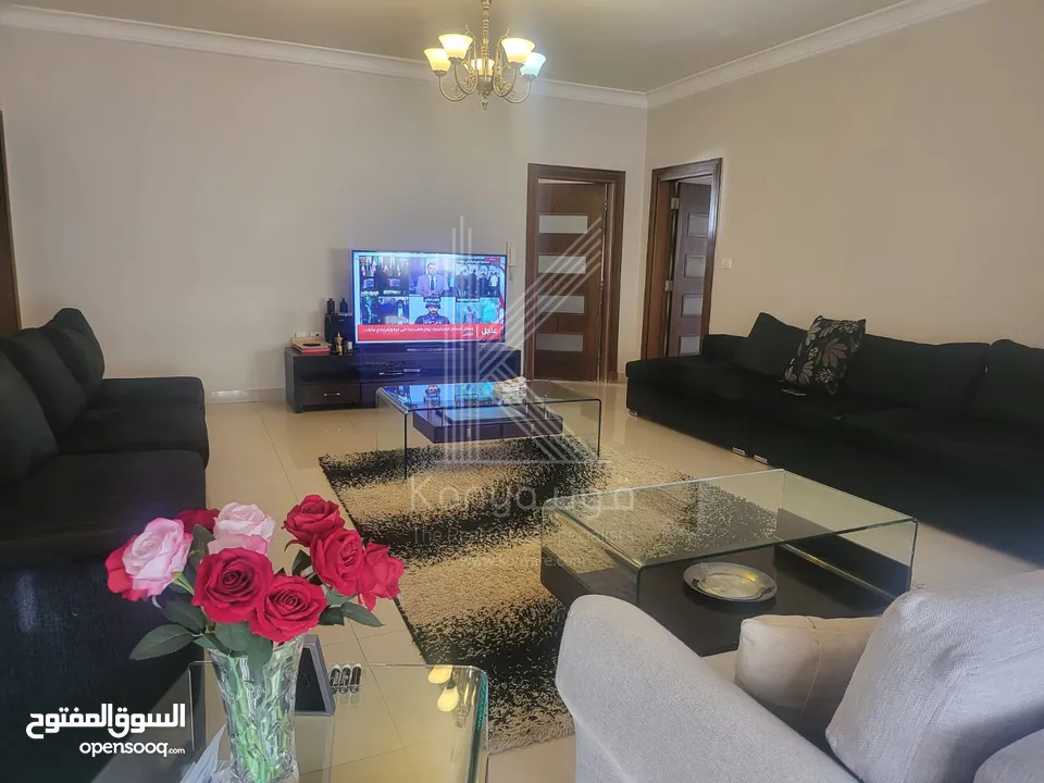 شقة مميزة للبيع في عمان - الرونق- طابق ثالث مع روف