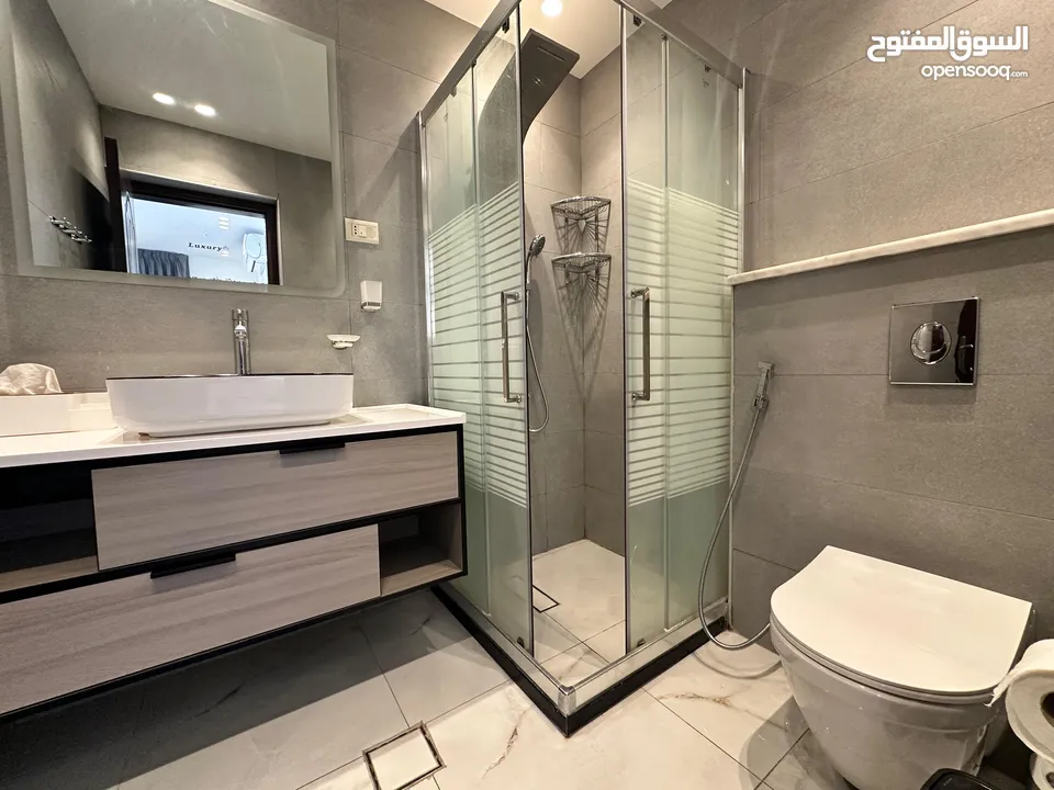 Furnished Apartment For Rent In Um Al Summaq ( Property 43036 )-174809384