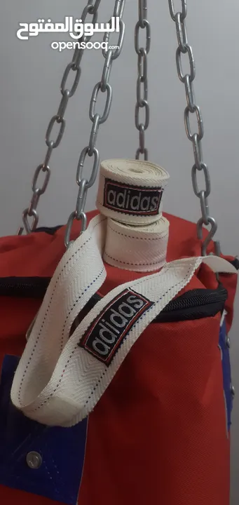 العرض لفترة محدودة!!  كيس ملاكمة قماش EVERLAST +اثنين رباط لحماية الأيدي عند الملاكمة +تعليقة كاملة