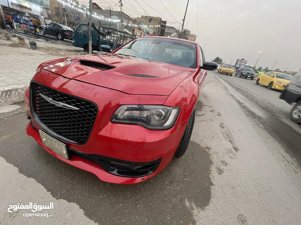 Chrysler S300 v8