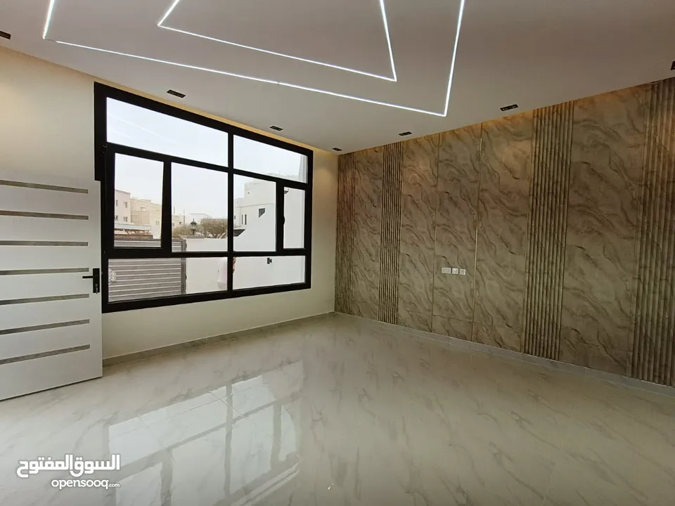 For Sale: Brand New Twin-villa in Al Mawaleih