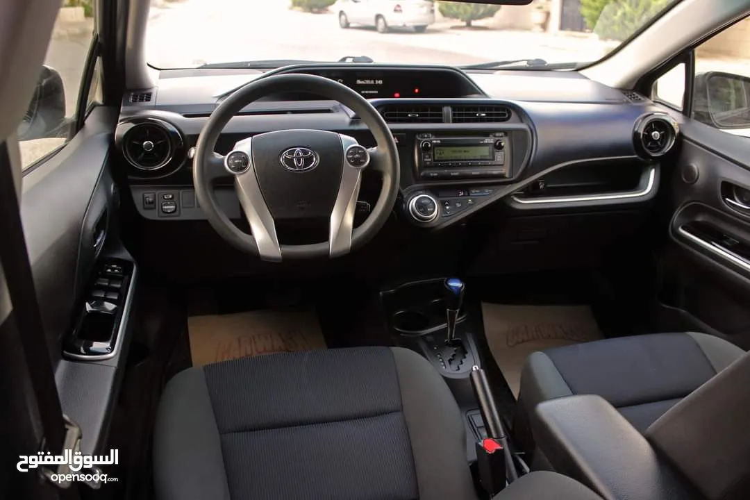 تيوتا  بريوس وارد المركزية  2015 Toyota Prius C