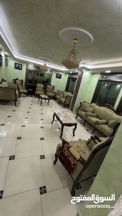 روف طابق كامل للبيع