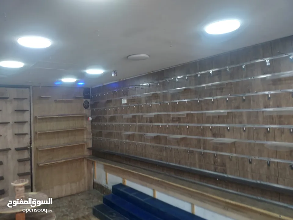 ديكور محل أحذية وروبية