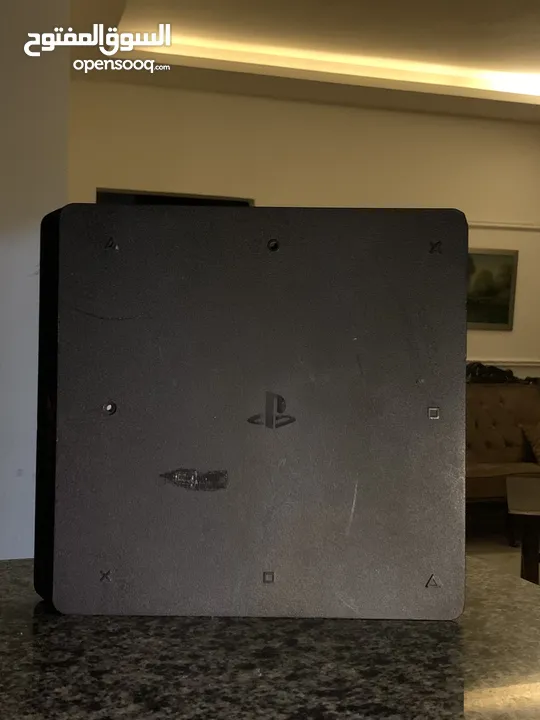 للبيع PS4 مستعمل اقرء الوصف كويس