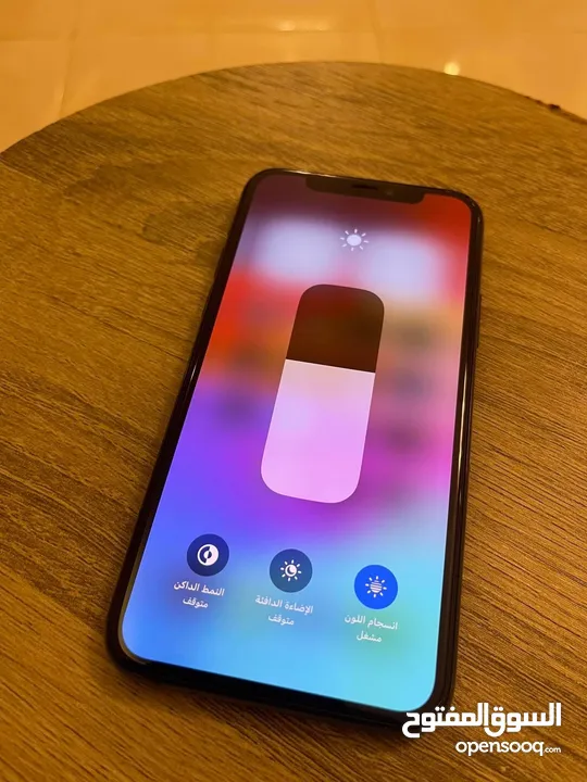 ايفون 11 برو 11 pro بحالة ممتازه للبيع