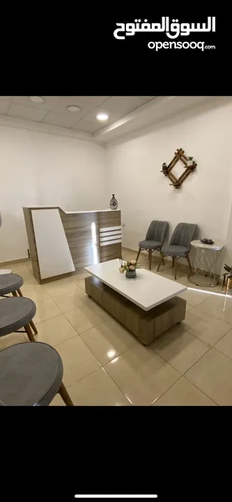 غرفة تصلح لأخصائية بشرة ضمن عيادة طب أسنان