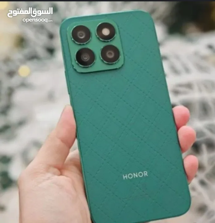 HONOR x8b 256g 8 +8 Ram كرتونه