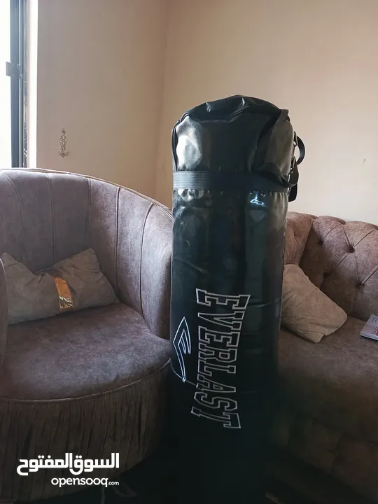 كيس ملاكمة Everlast للبيع