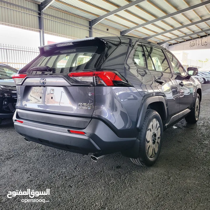 Toyota Rav4 2023 XLE PREMIUM