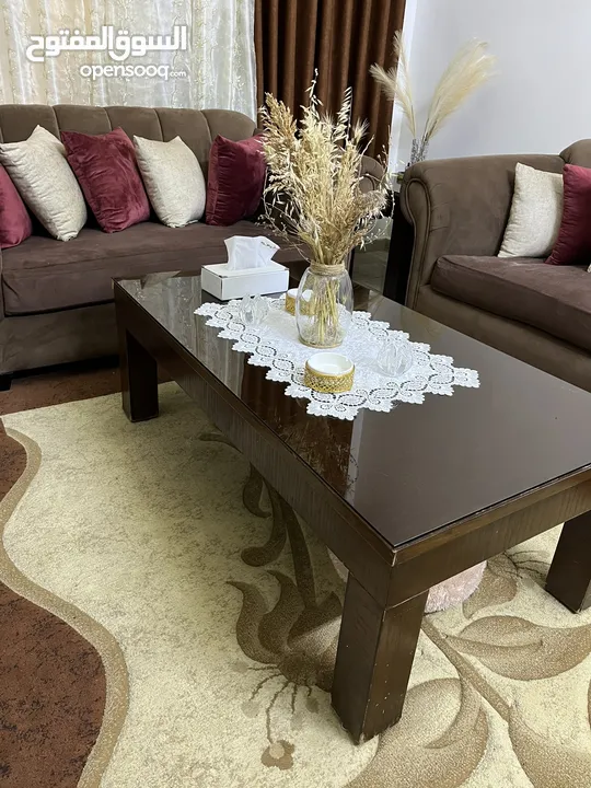 اثاث غرفة ضيوف كامل بسعر حرق للبيع