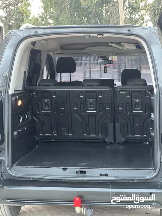 ستروين بيرلنجو 2023 / بحالة الوكالة / بسعر مميز كاش فقط