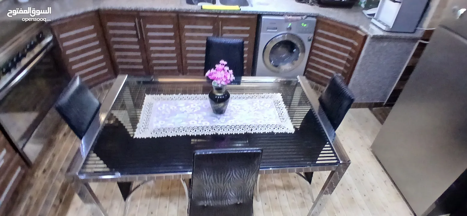 طاوله سفره / ديكور شاشاه للبيع