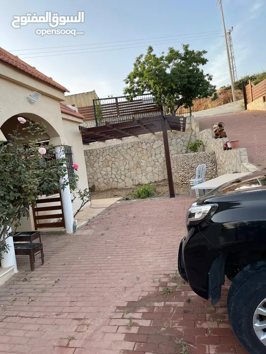 بيت مستقل بسلفيت   مساحة 1530 بحديقة رائعة