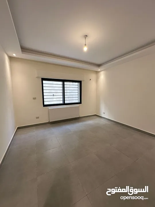 شقة فاخرة أرضية مع ترس 120م للبيع في #الجندويل .. جديدة