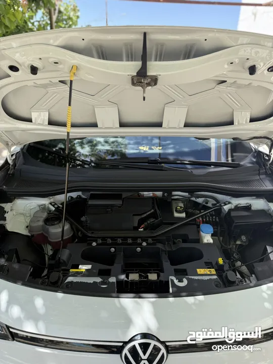 Volkswagen ID.4 Crozz Pure+ ترخيص جديد سنه كاملة + فحص كامل + ممشى قليل