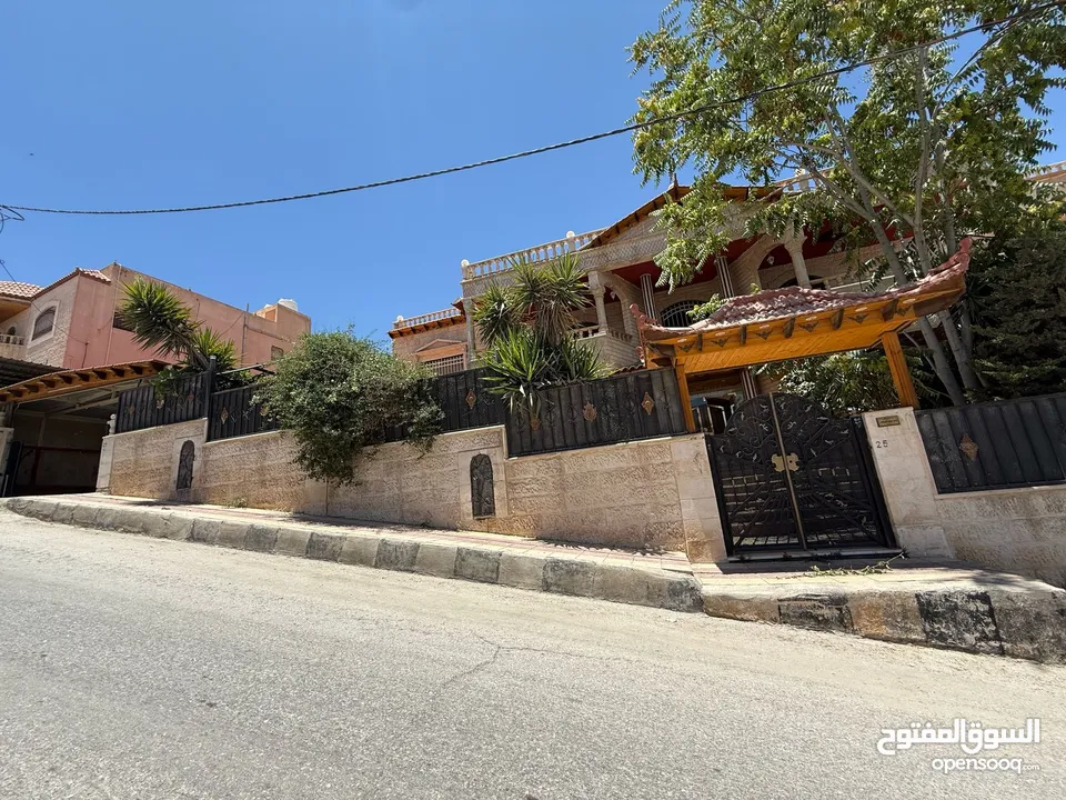 فيلا للبيع
